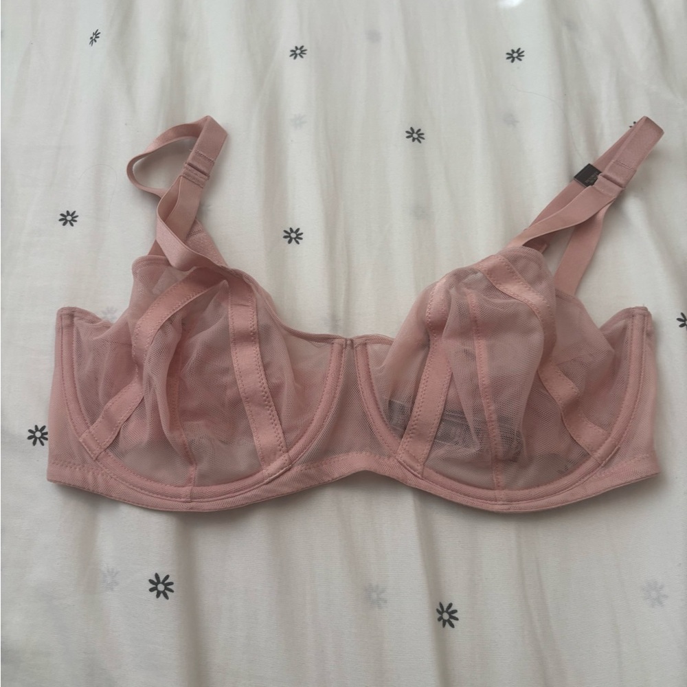 Victoria's Secret Blush Sheer Underwire Bra